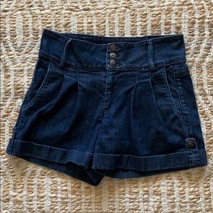 Hudson pleated denim short